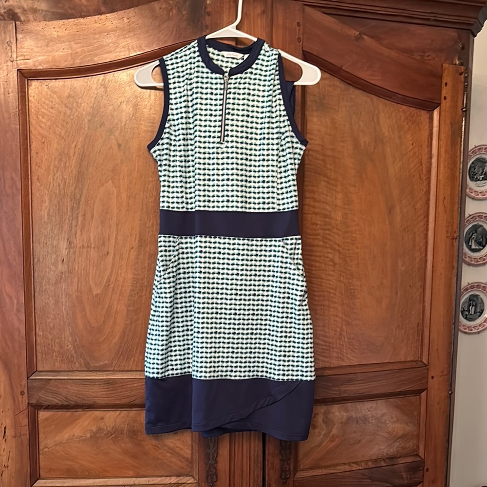 Lady’s tennis dress